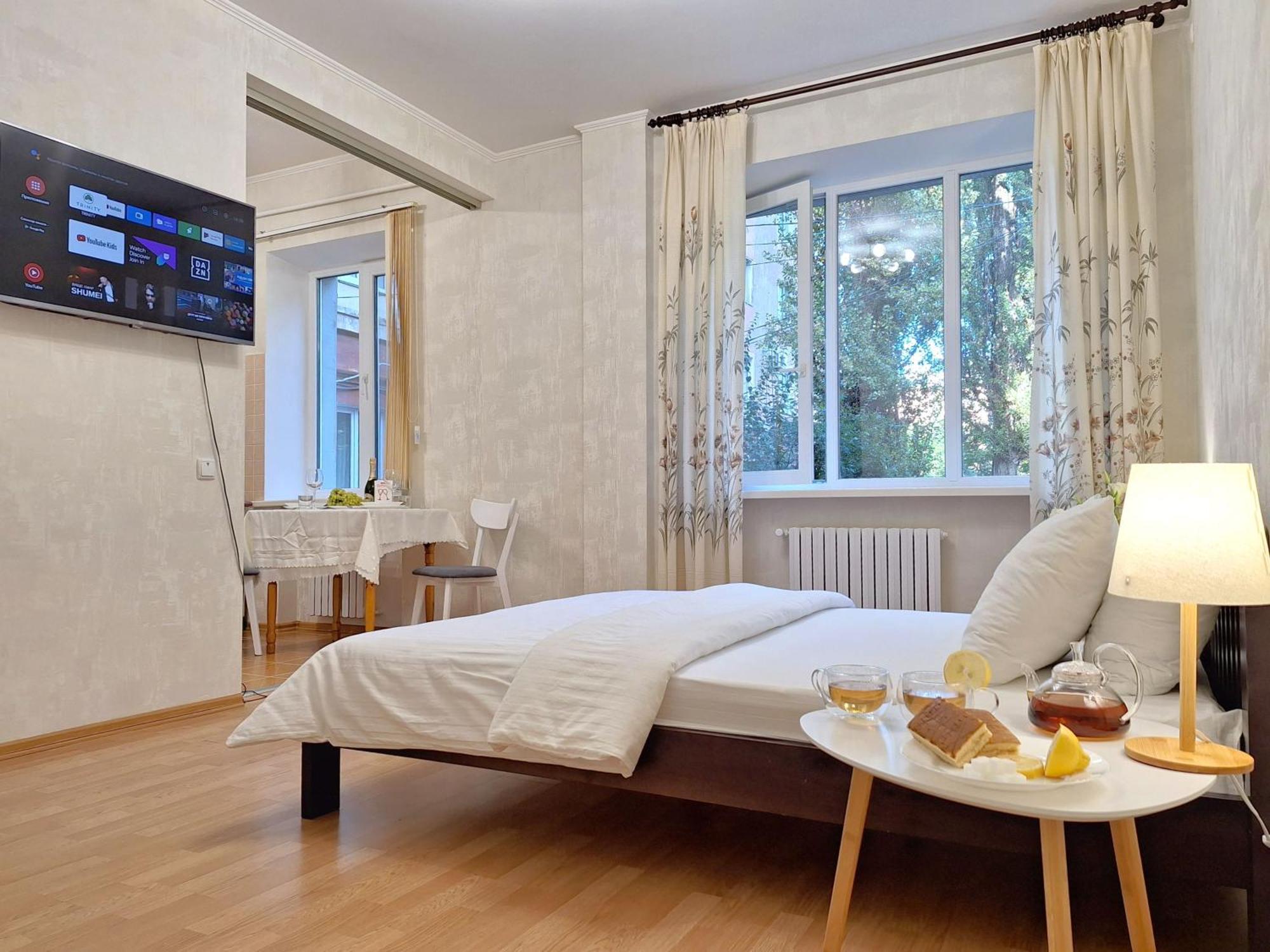 Однокімна Квартира Біля Каштанової Алеї У Центрі Полтави Мережа Alexapartments Документи Для Відряджень Безконтатне Заселення 24-7 Полтава Екстер'єр фото